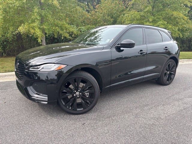 2026 Jaguar F-PACE R-Dynamic S — photo 1 of 13