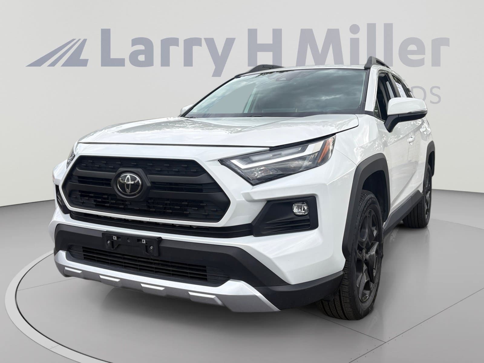 2024 Toyota RAV4 Adventure — photo 1 of 35