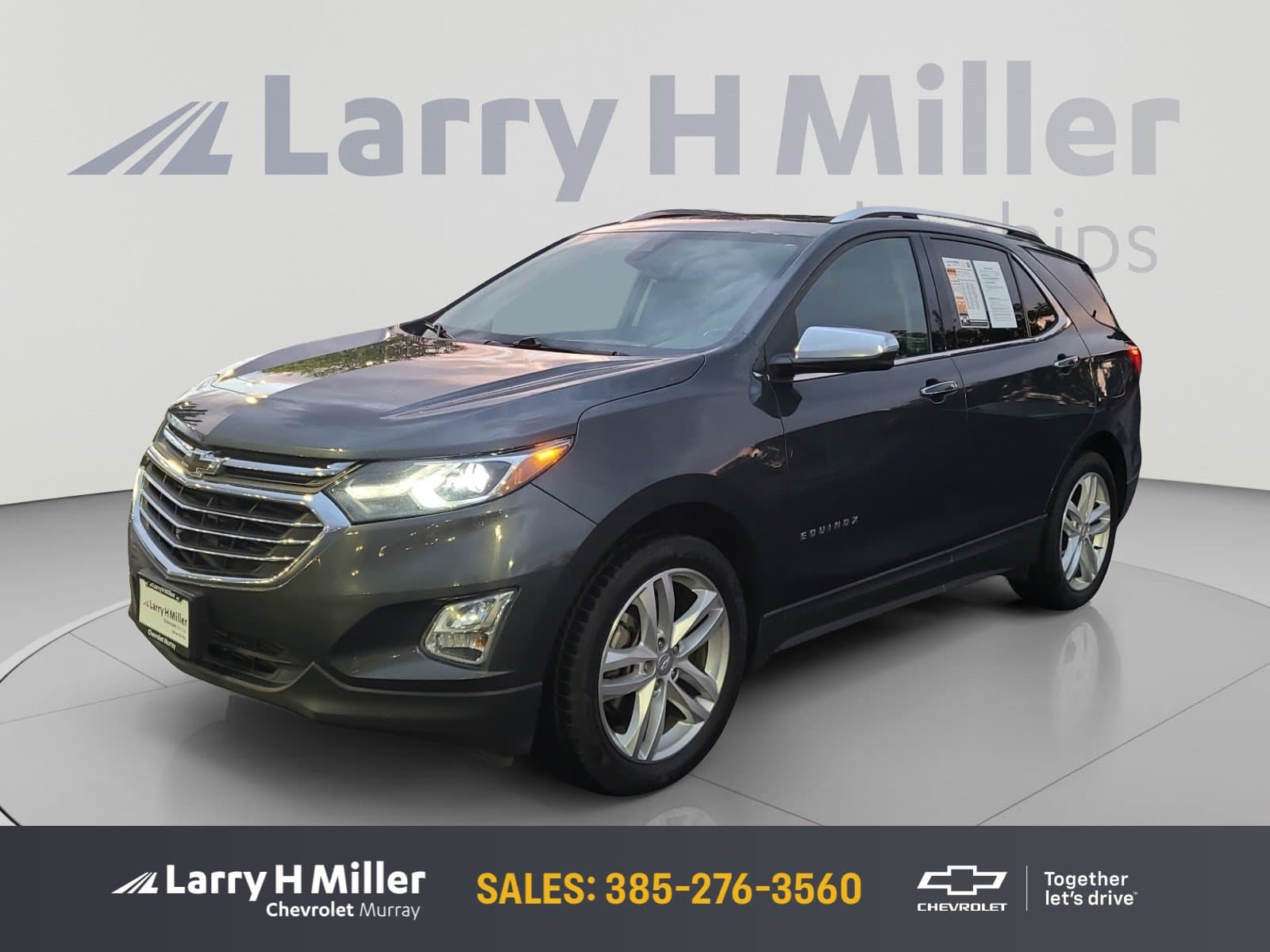 2020 Chevrolet Equinox Premier — photo 1 of 36