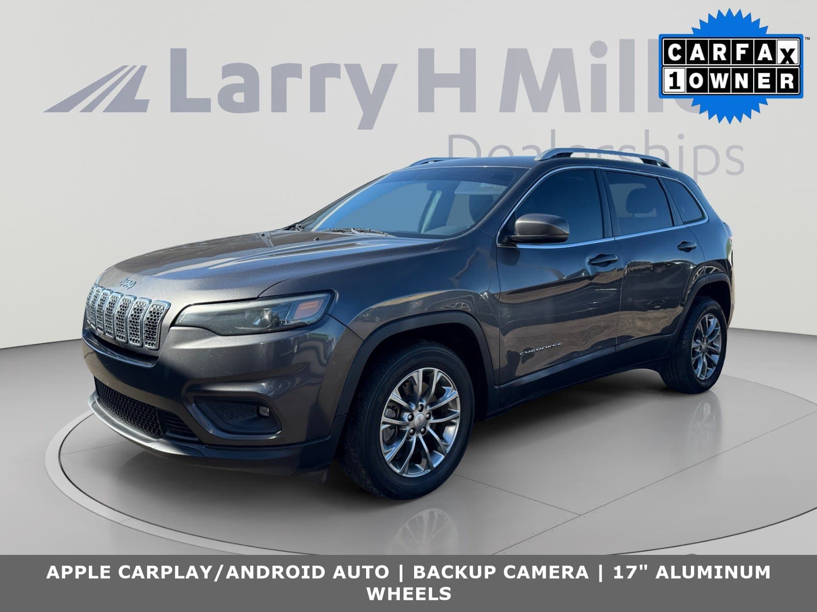 2019 Jeep Cherokee Latitude Plus — photo 1 of 46