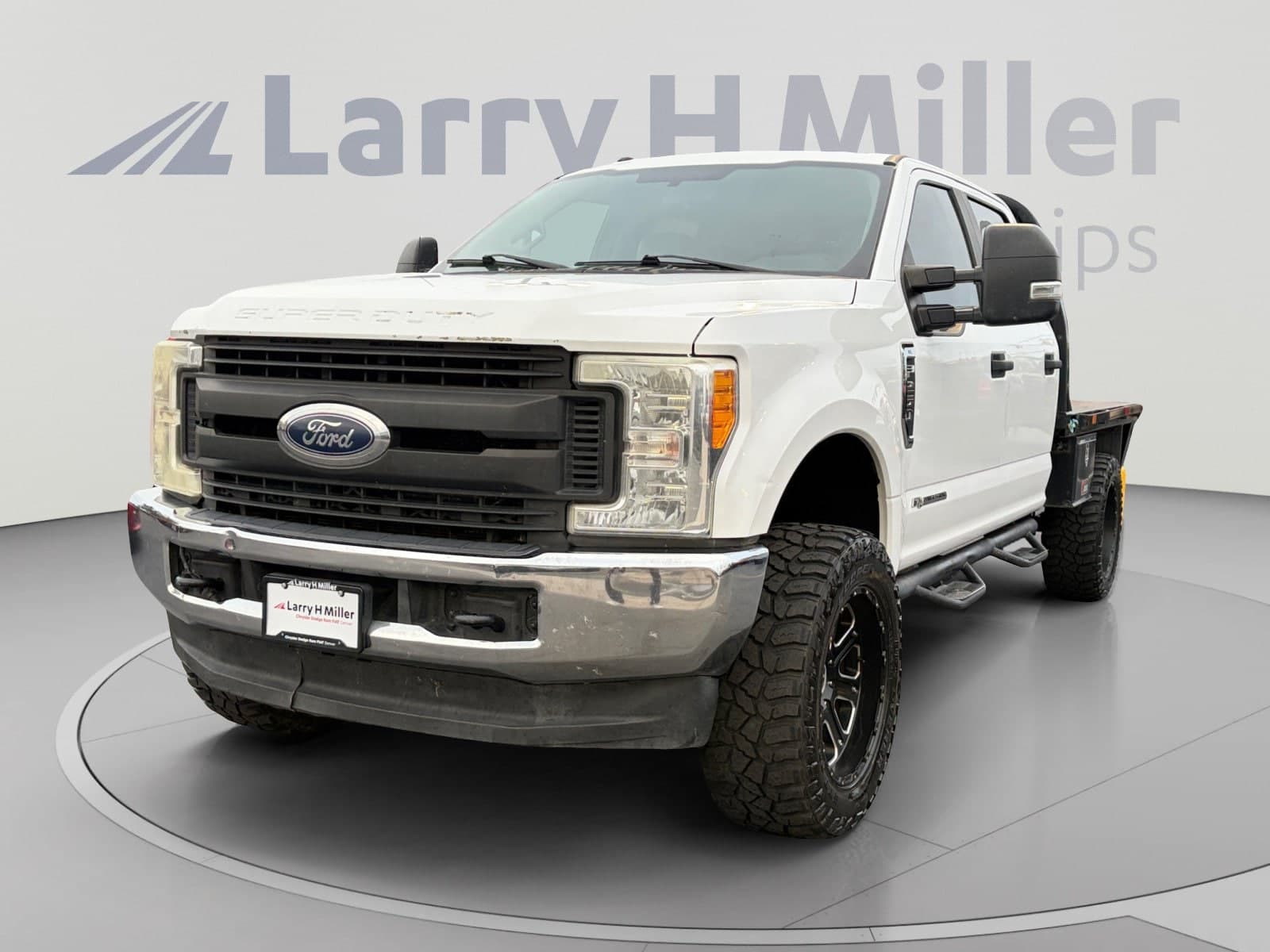 2017 Ford Super Duty F-250 SRW Base — photo 1 of 34