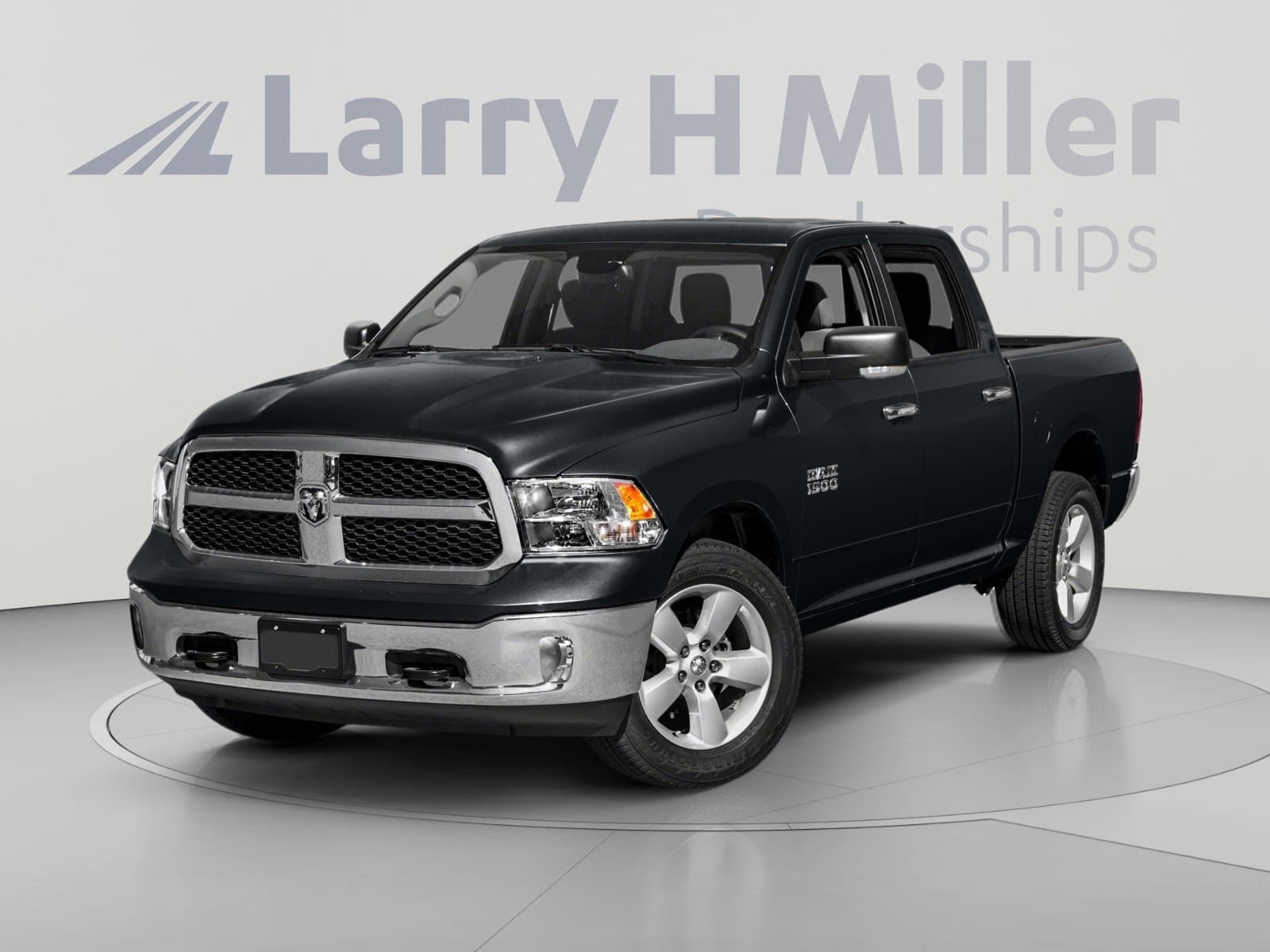 2017 RAM 1500 SLT — photo 1 of 12