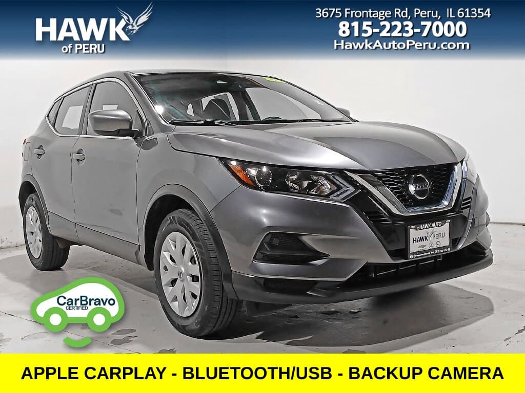 2020 Nissan Rogue Sport S — photo 1 of 30