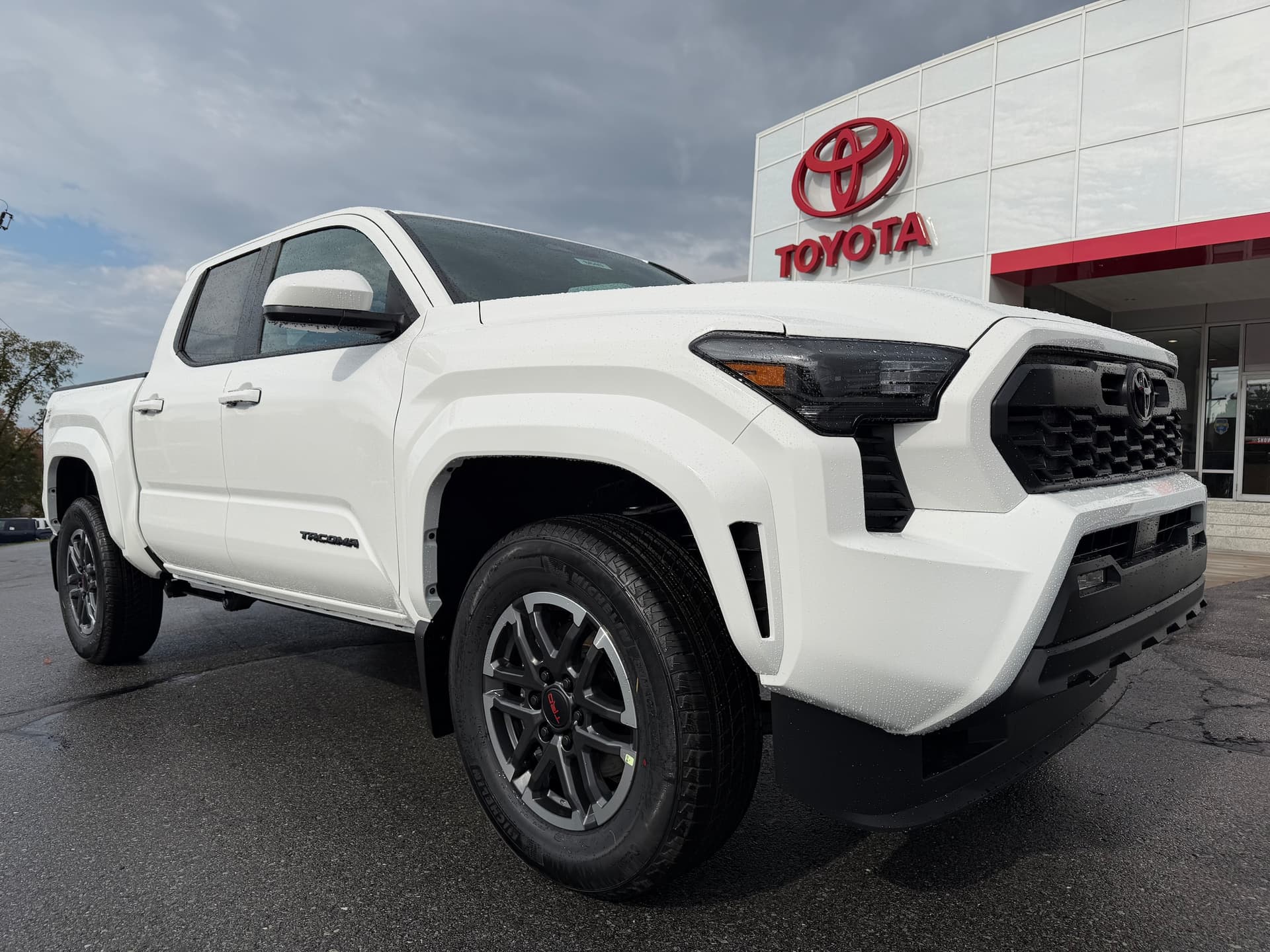 2026 Toyota Tacoma 4WD TRD Sport — photo 1 of 51
