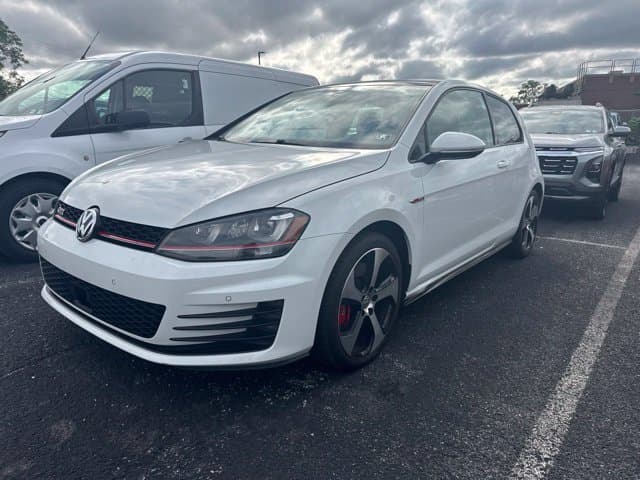 2015 Volkswagen Golf GTI SE — photo 1 of 8