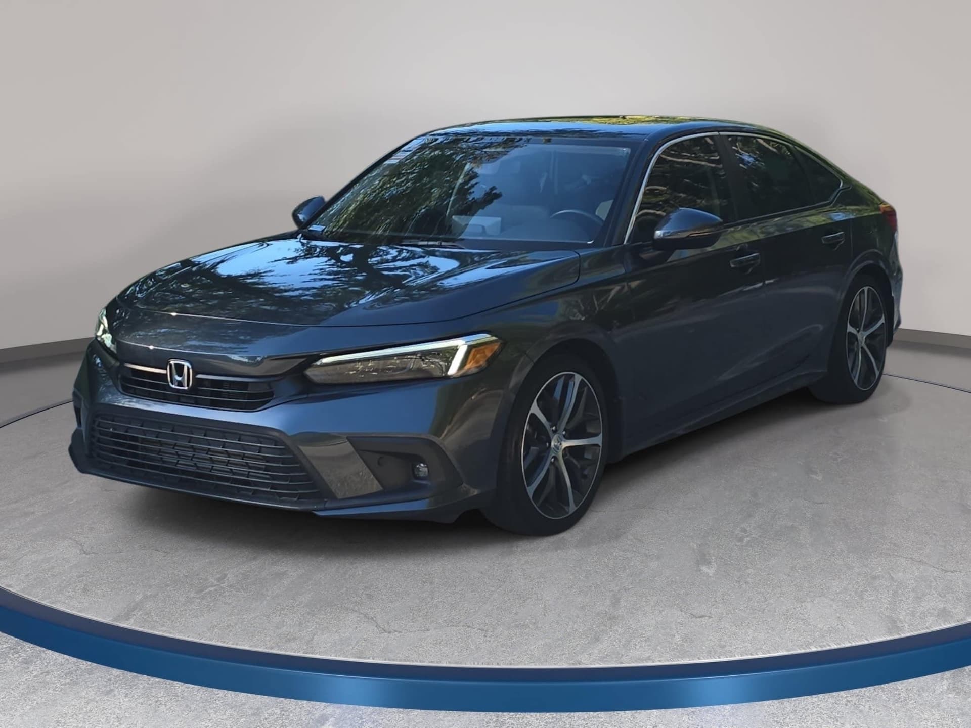 2024 Honda Civic Sedan Touring — photo 1 of 35