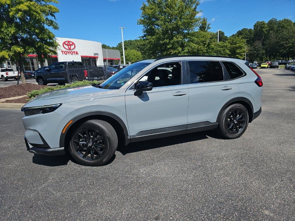 2025 Honda CR-V Hybrid Sport-L — photo 1 of 13
