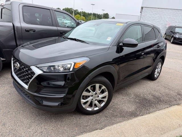 2021 Hyundai Tucson SE — photo 1 of 16