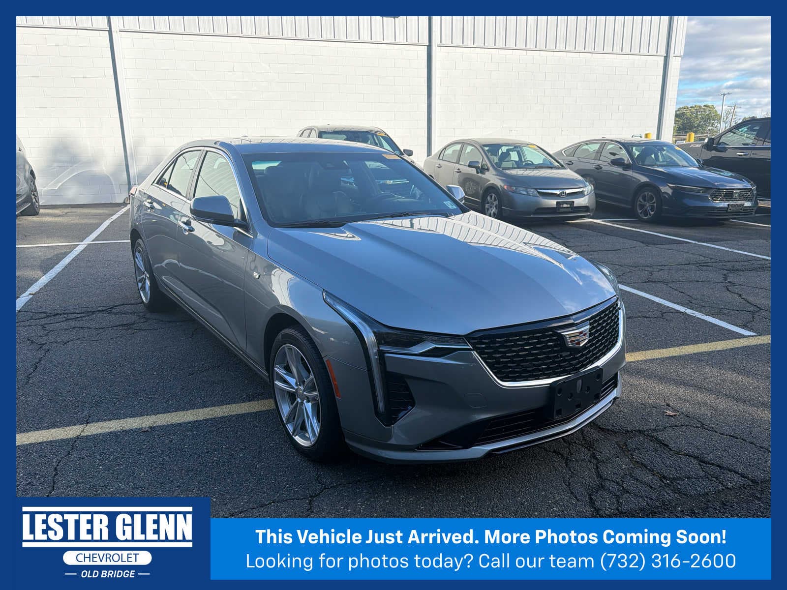2023 Cadillac CT4 Luxury — photo 1 of 4