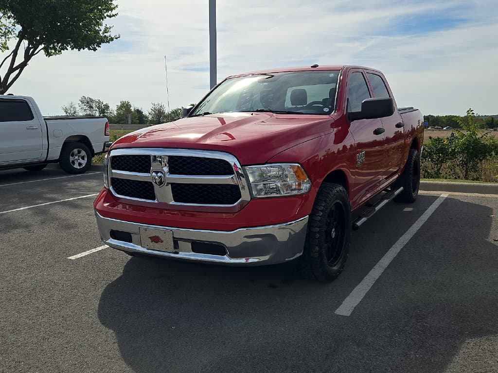 2021 RAM 1500 Classic Tradesman — photo 1 of 6