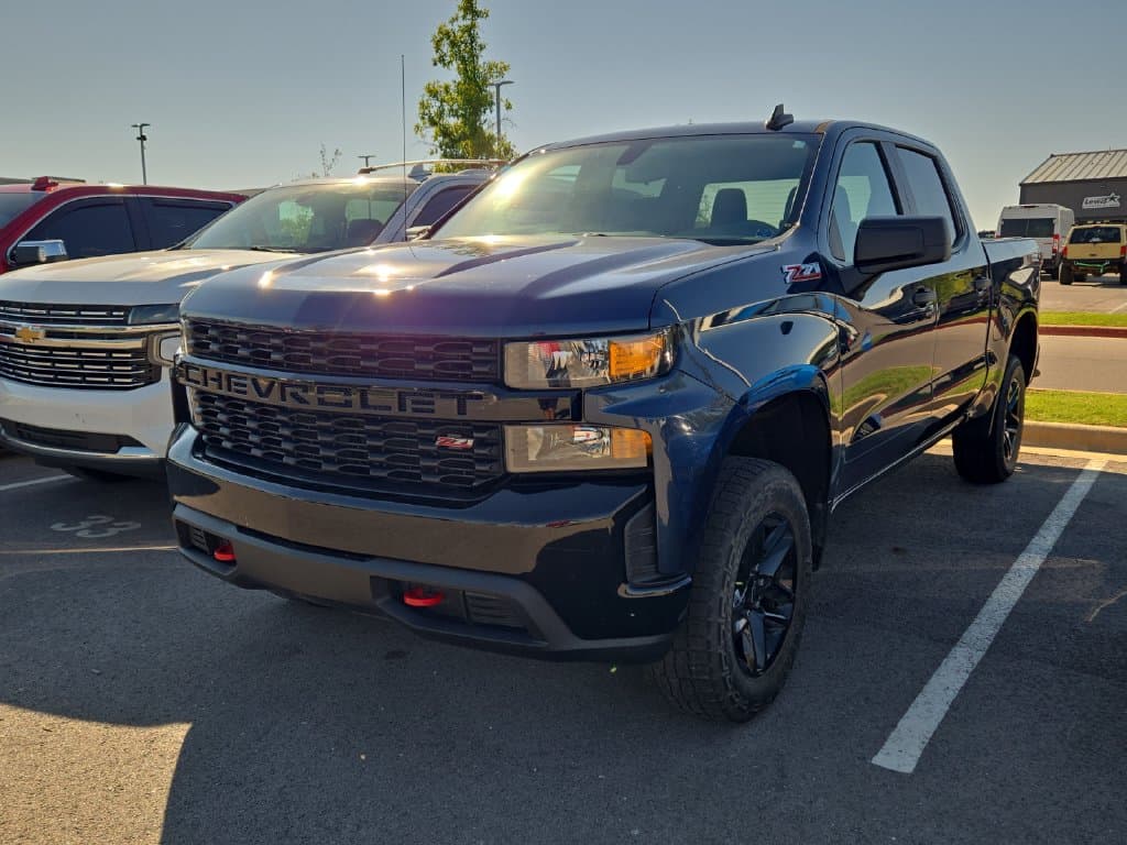 2021 Chevrolet Silverado 1500 Custom Trail Boss — photo 1 of 6
