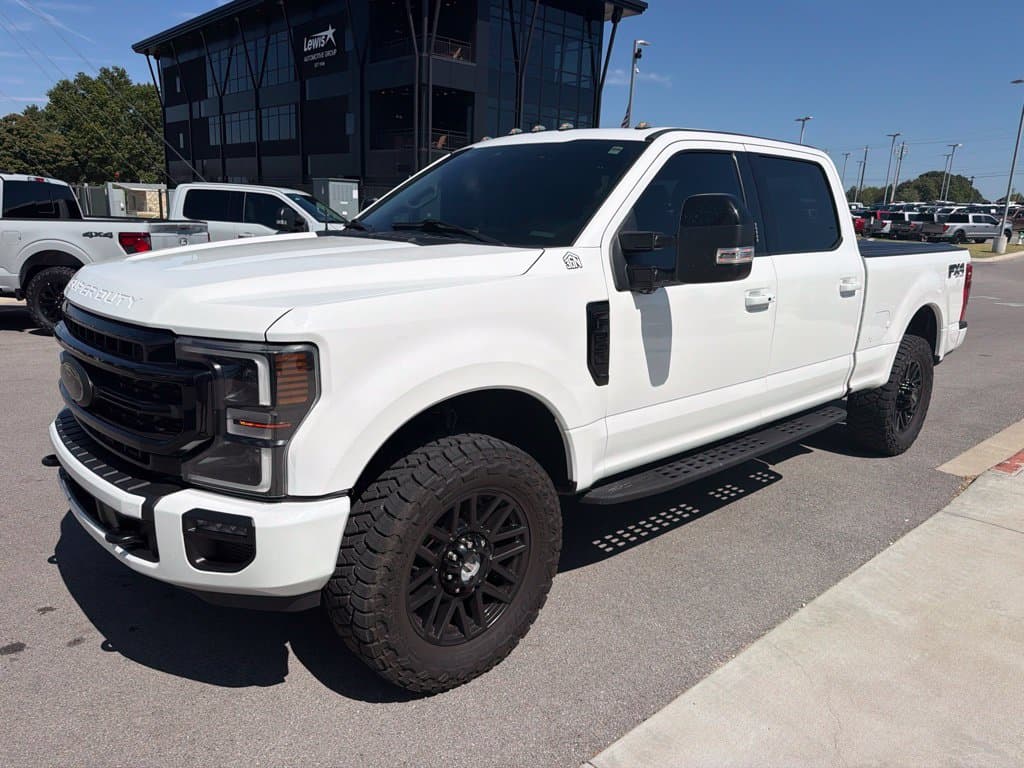 2021 Ford Super Duty F-250 SRW LARIAT — photo 1 of 12