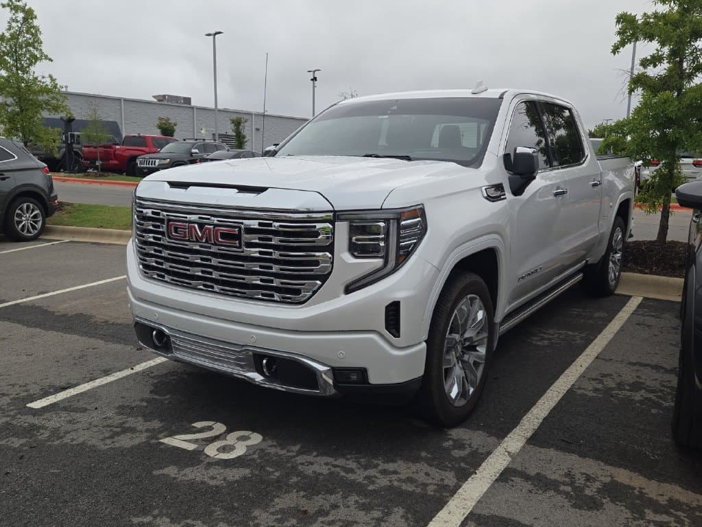 2024 GMC Sierra 1500 Denali — photo 1 of 6
