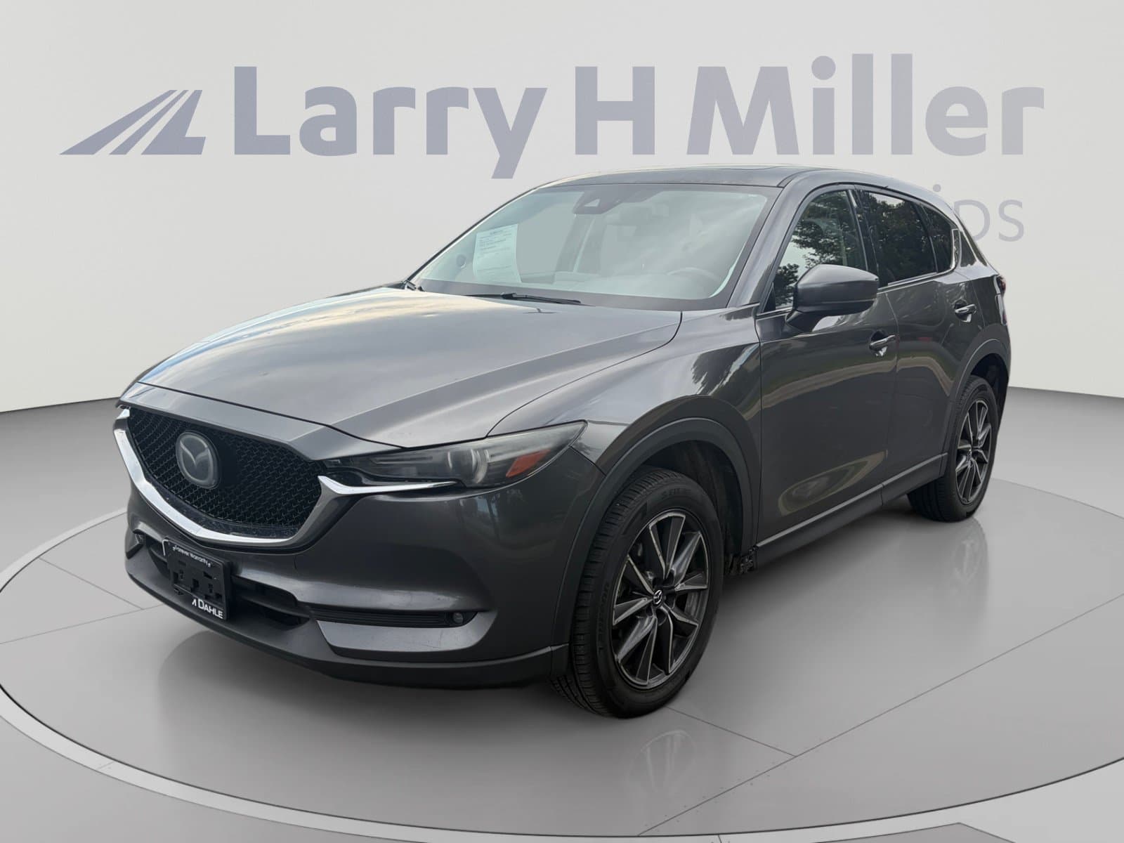 2017 Mazda CX-5 Grand Touring — photo 1 of 33