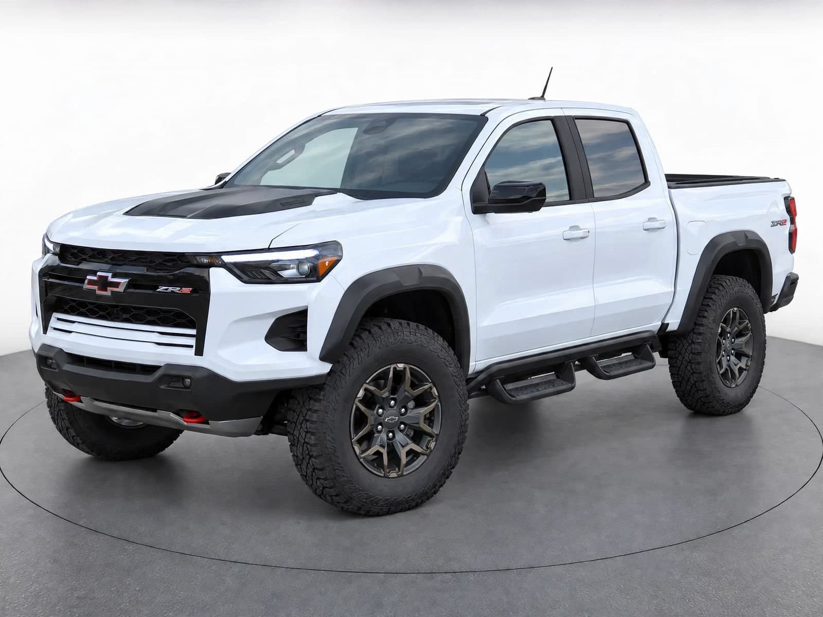 2025 Chevrolet Colorado Base — photo 1 of 8