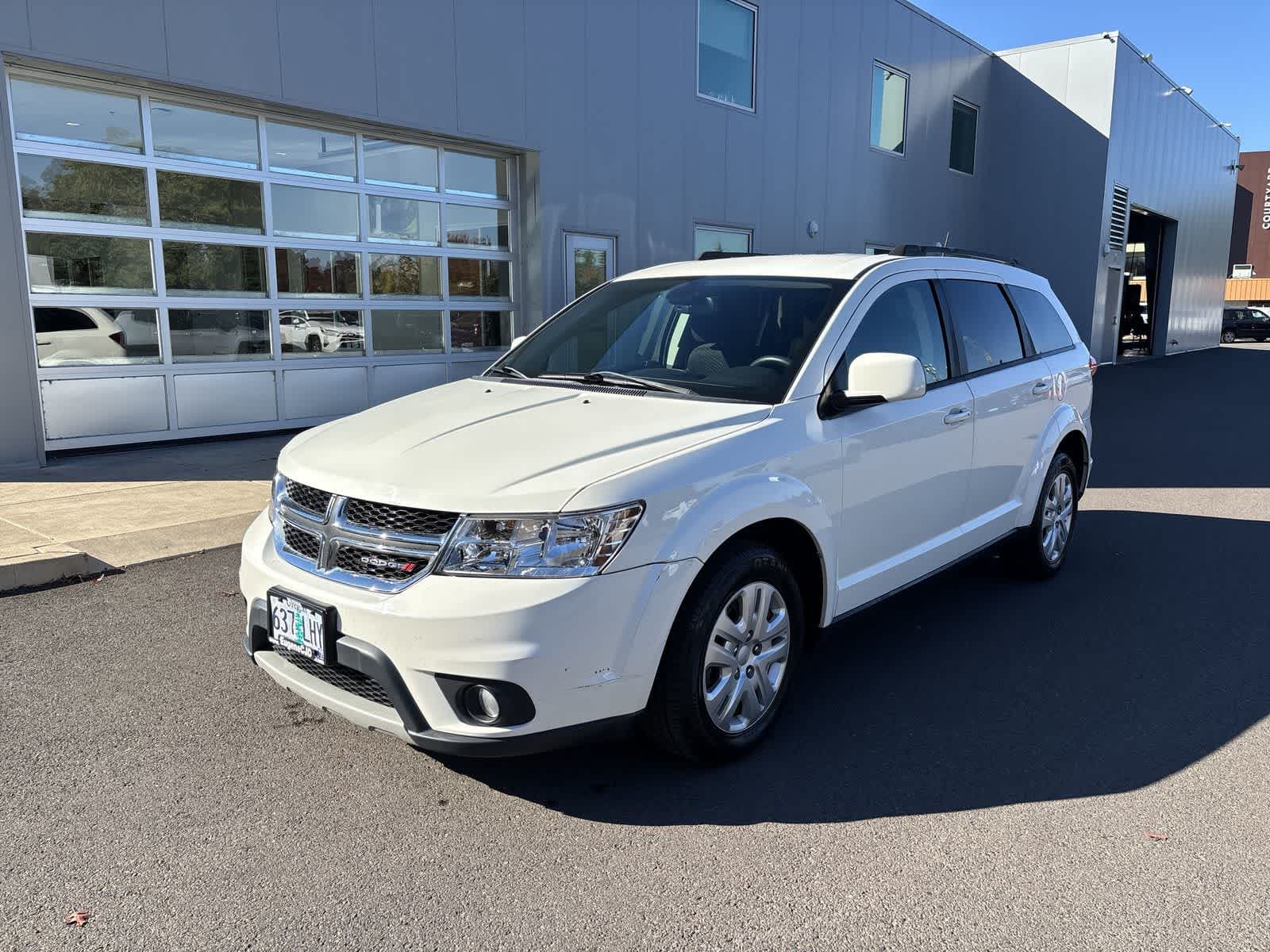 2018 Dodge Journey SXT — photo 1 of 25