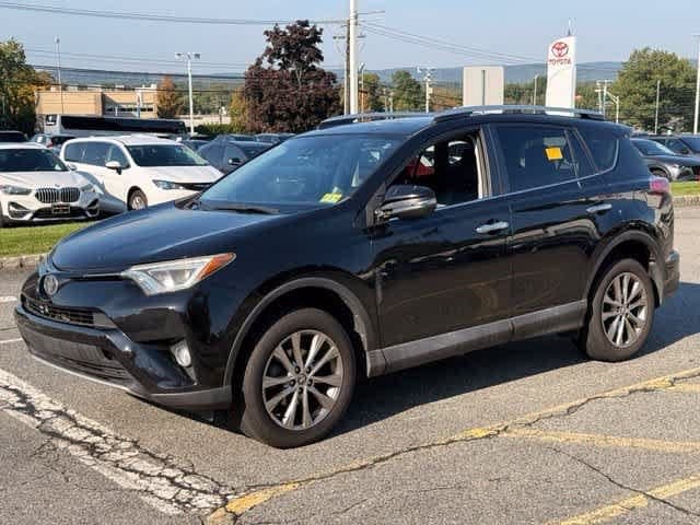 2016 Toyota RAV4 Limited — photo 1 of 8