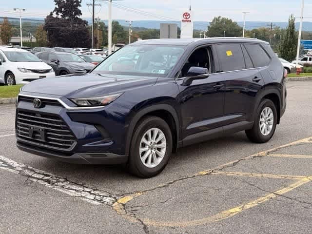 2024 Toyota Grand Highlander XLE — photo 1 of 9