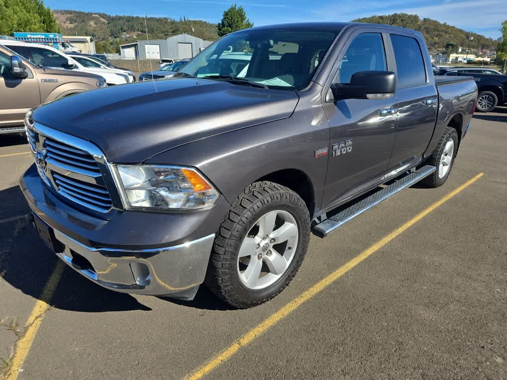 2017 RAM 1500 Big Horn — photo 1 of 5