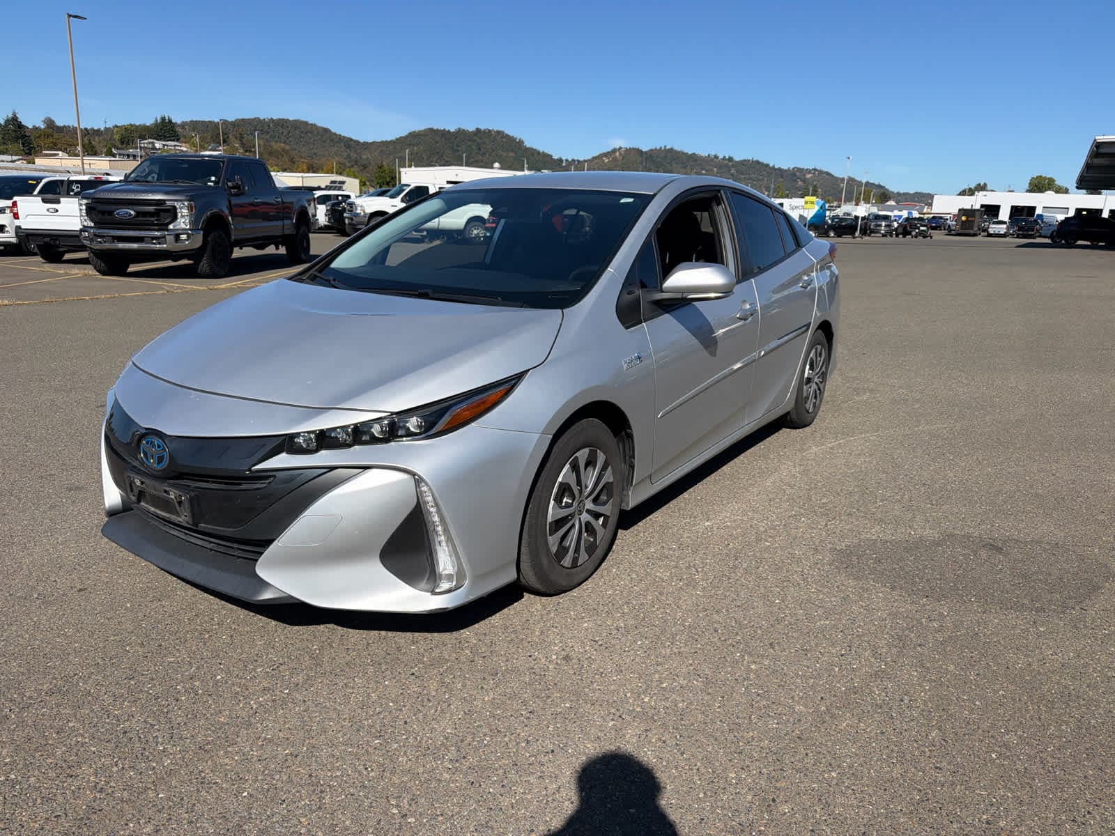 2022 Toyota Prius Prime XLE — photo 1 of 11