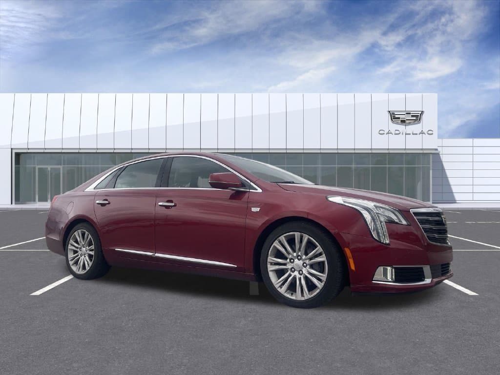 2018 Cadillac XTS Luxury — photo 1 of 28