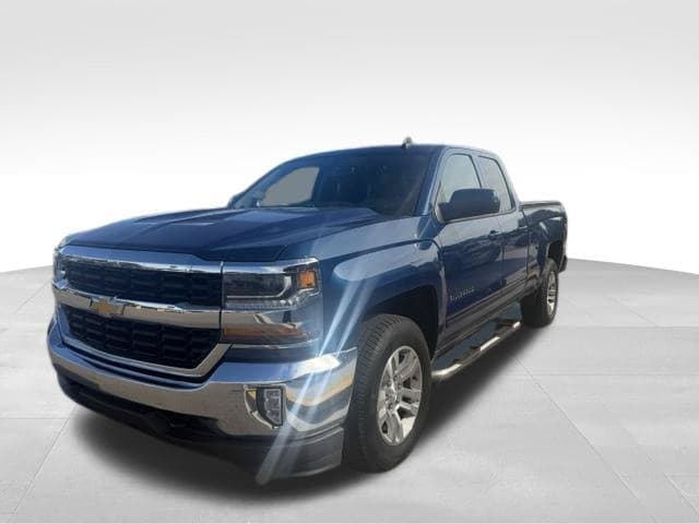 2017 Chevrolet Silverado 1500 LT — photo 1 of 18