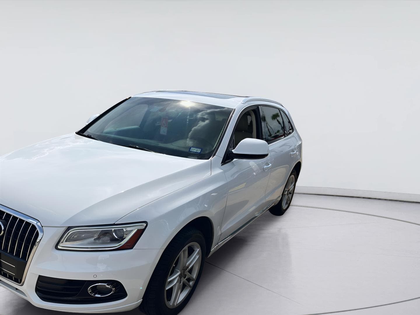 2017 Audi Q5 Premium Plus — photo 1 of 8