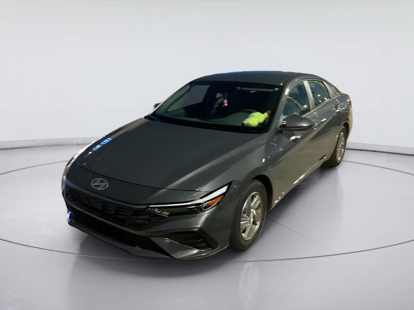2026 Hyundai Elantra SE — photo 1 of 6