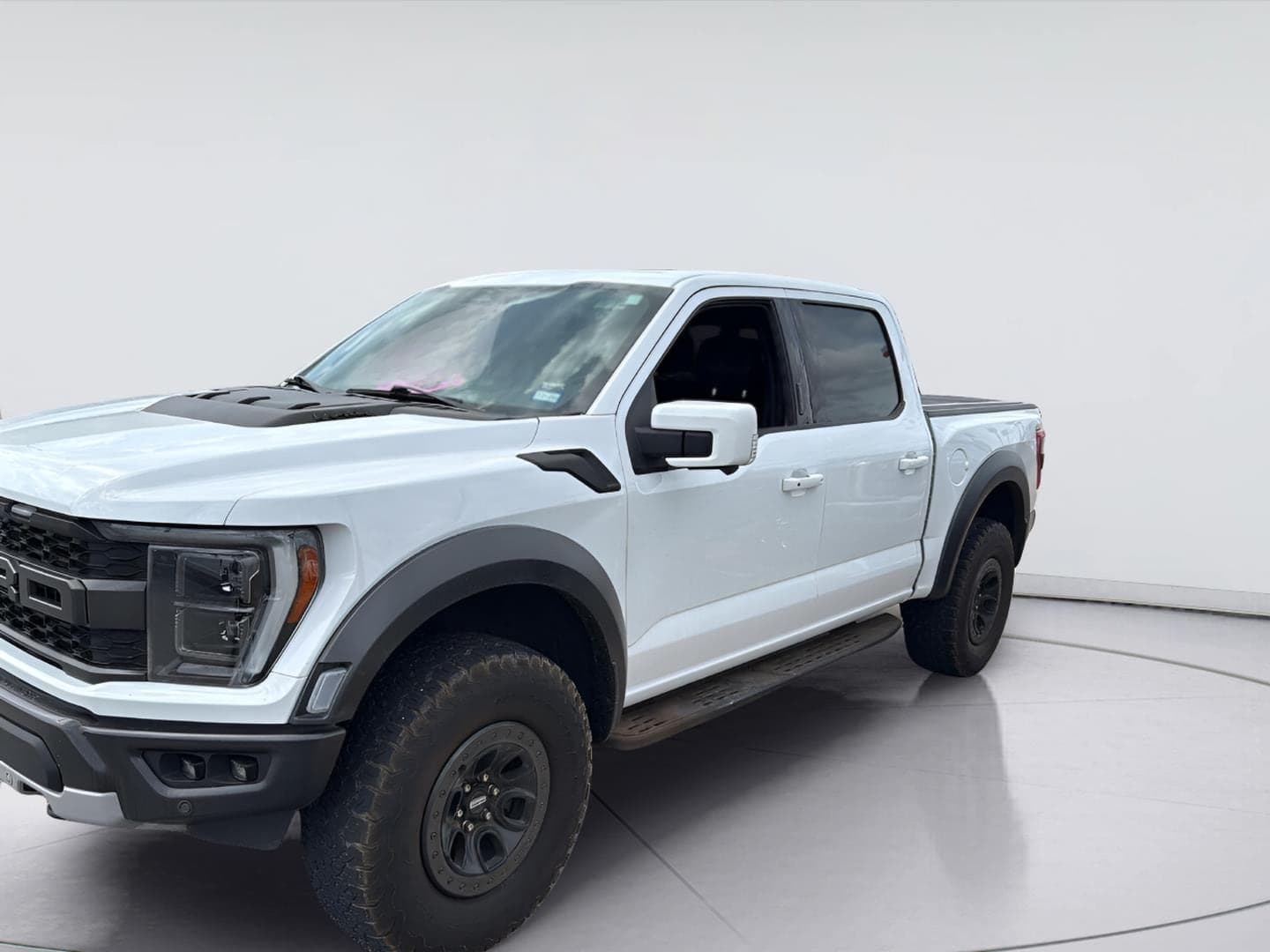 2023 Ford F-150 Raptor — photo 1 of 8