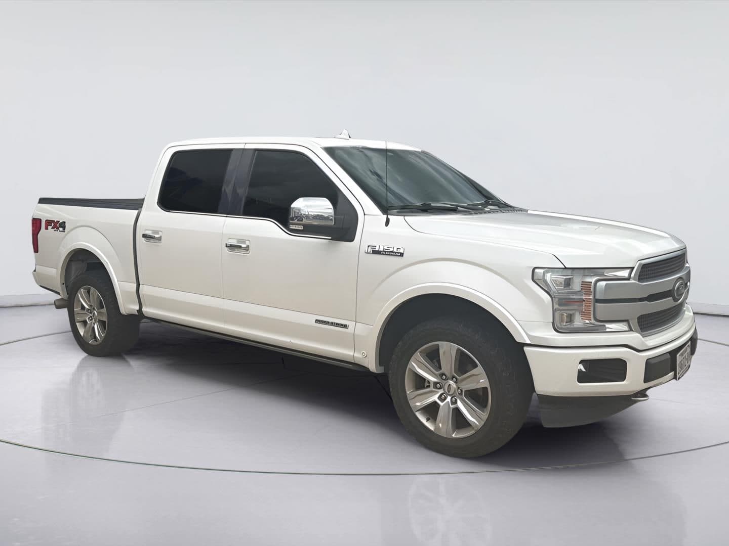 2018 Ford F-150 Platinum — photo 1 of 5