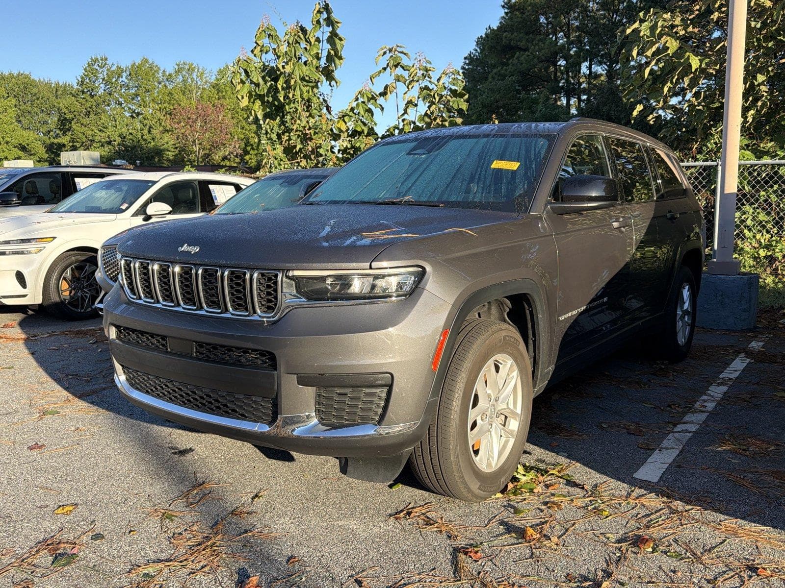 2024 Jeep Grand Cherokee L Laredo X — photo 1 of 10