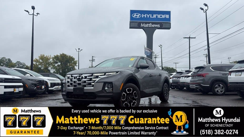 2023 Hyundai Santa Cruz Base — photo 1 of 34