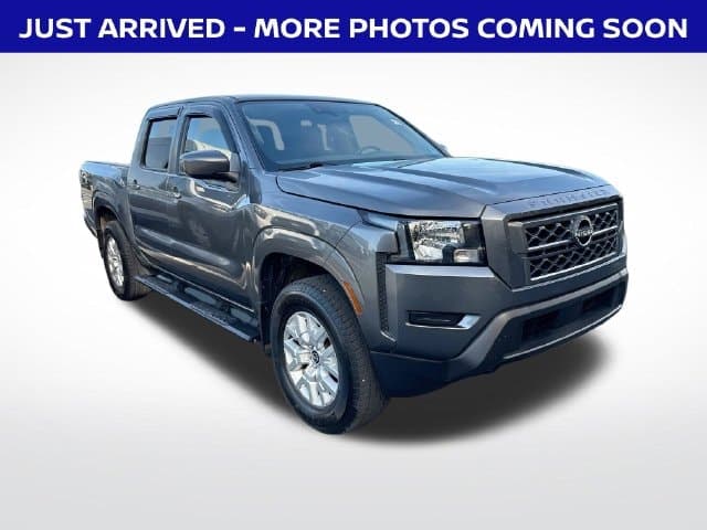 2022 Nissan Frontier SV — photo 1 of 14