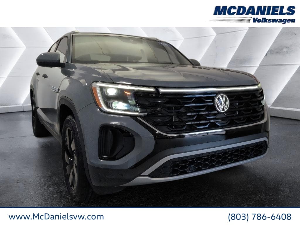 2024 Volkswagen Atlas Cross Sport 2.0T SE w/Technology — photo 1 of 38