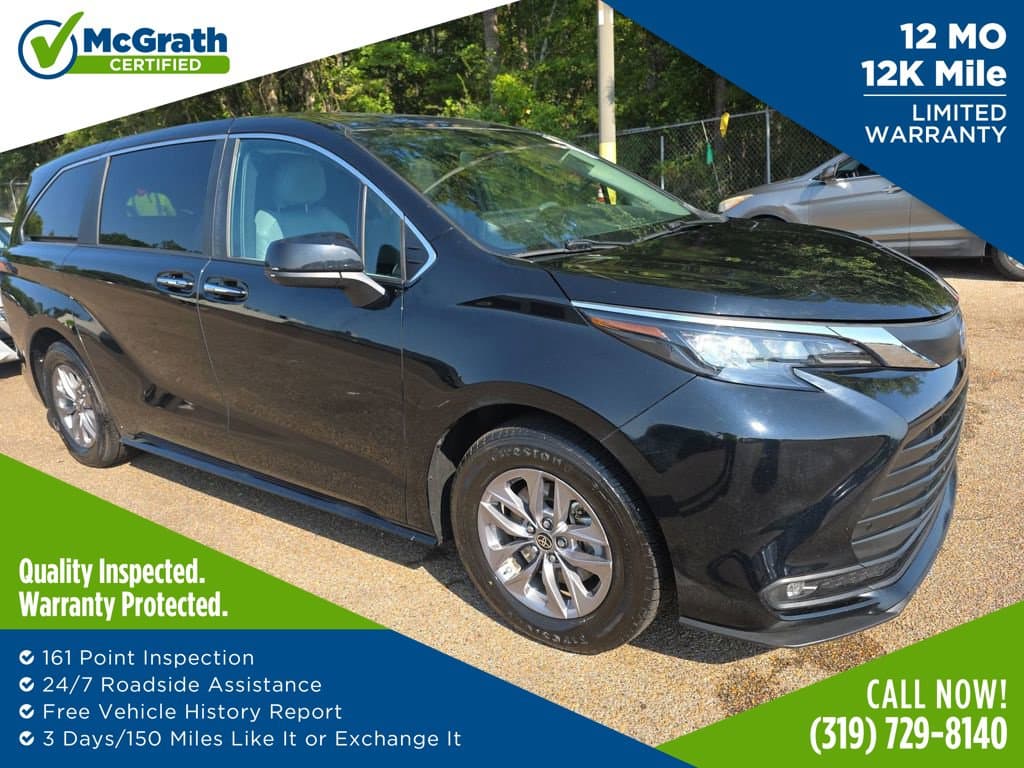 2025 Toyota Sienna XLE — photo 1 of 14