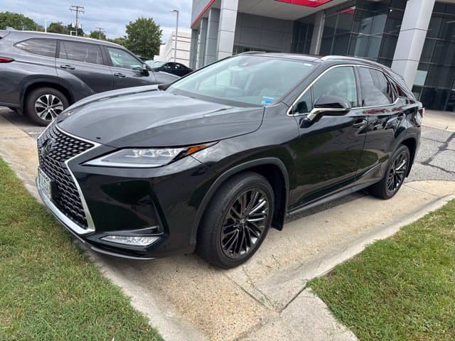 2022 Lexus RX Base — photo 1 of 3