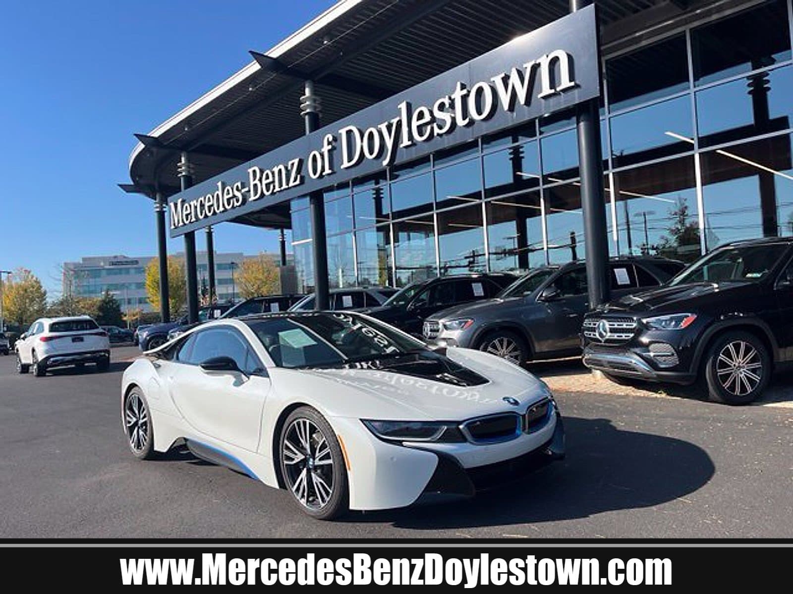 2014 BMW i8 Base — photo 1 of 11
