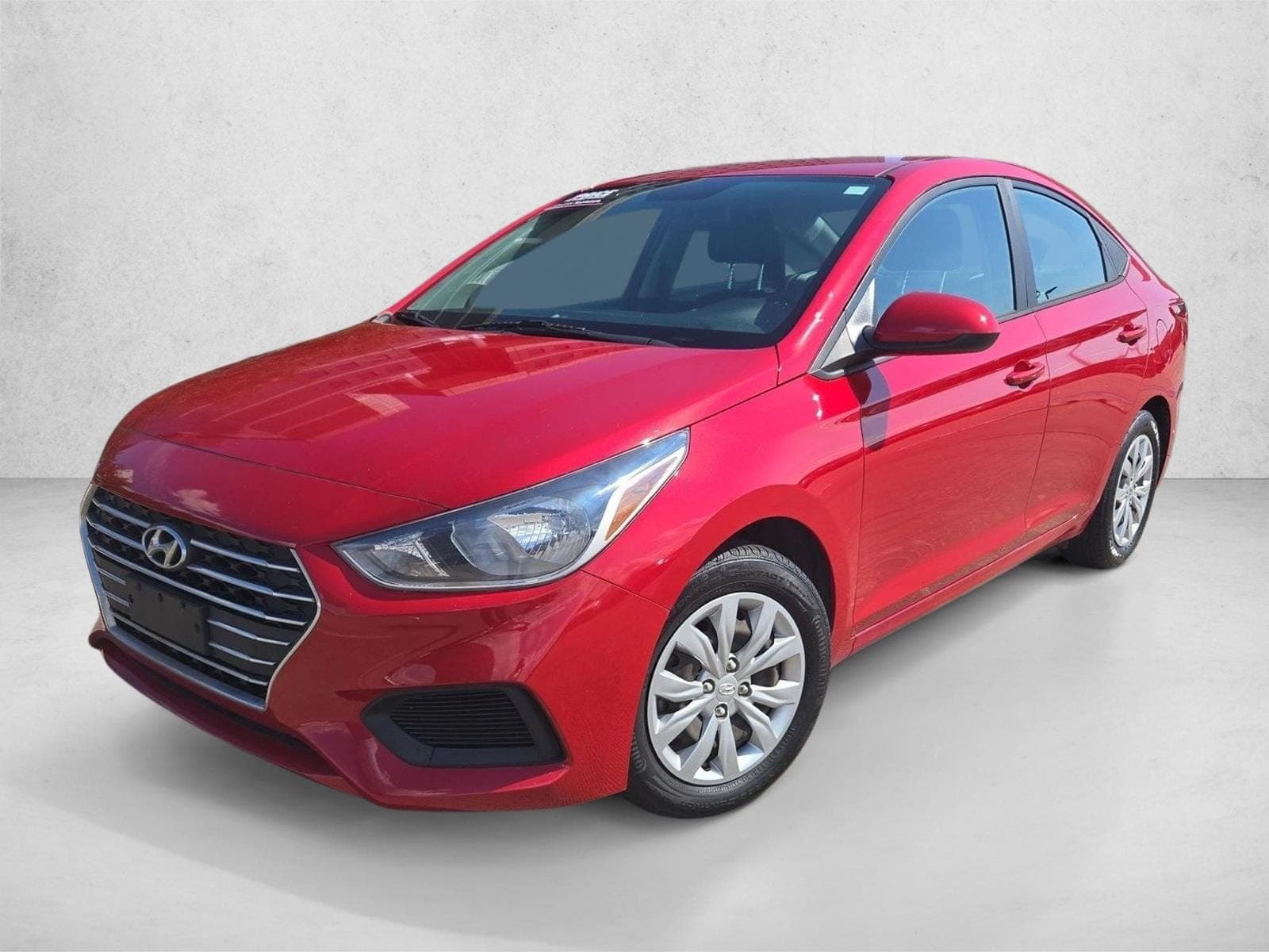 2022 Hyundai Accent SE — photo 1 of 14