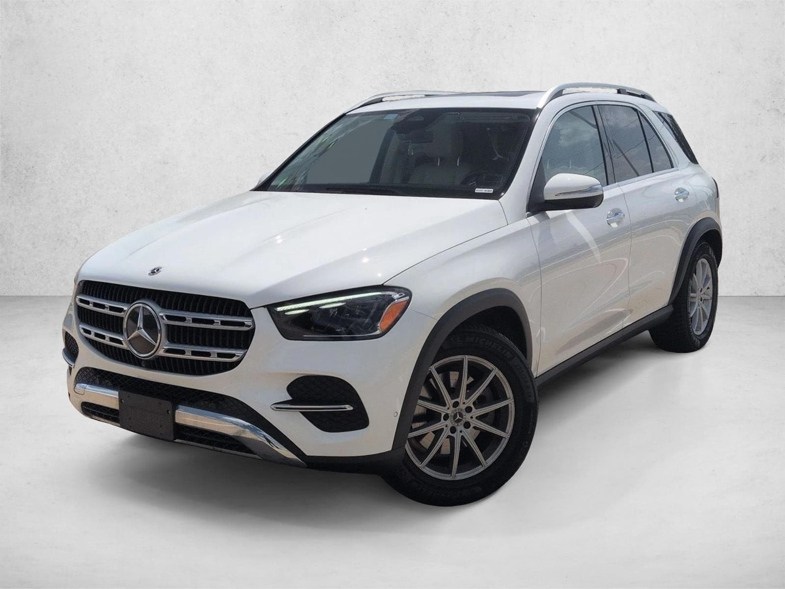 2025 Mercedes-Benz GLE Base — photo 1 of 24