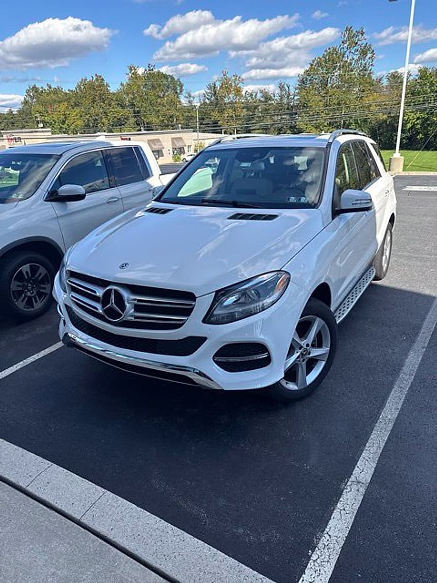 2018 Mercedes-Benz GLE Base — photo 1 of 5