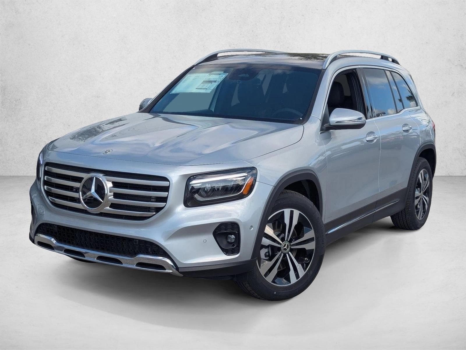 2026 Mercedes-Benz GLB Base — photo 1 of 16