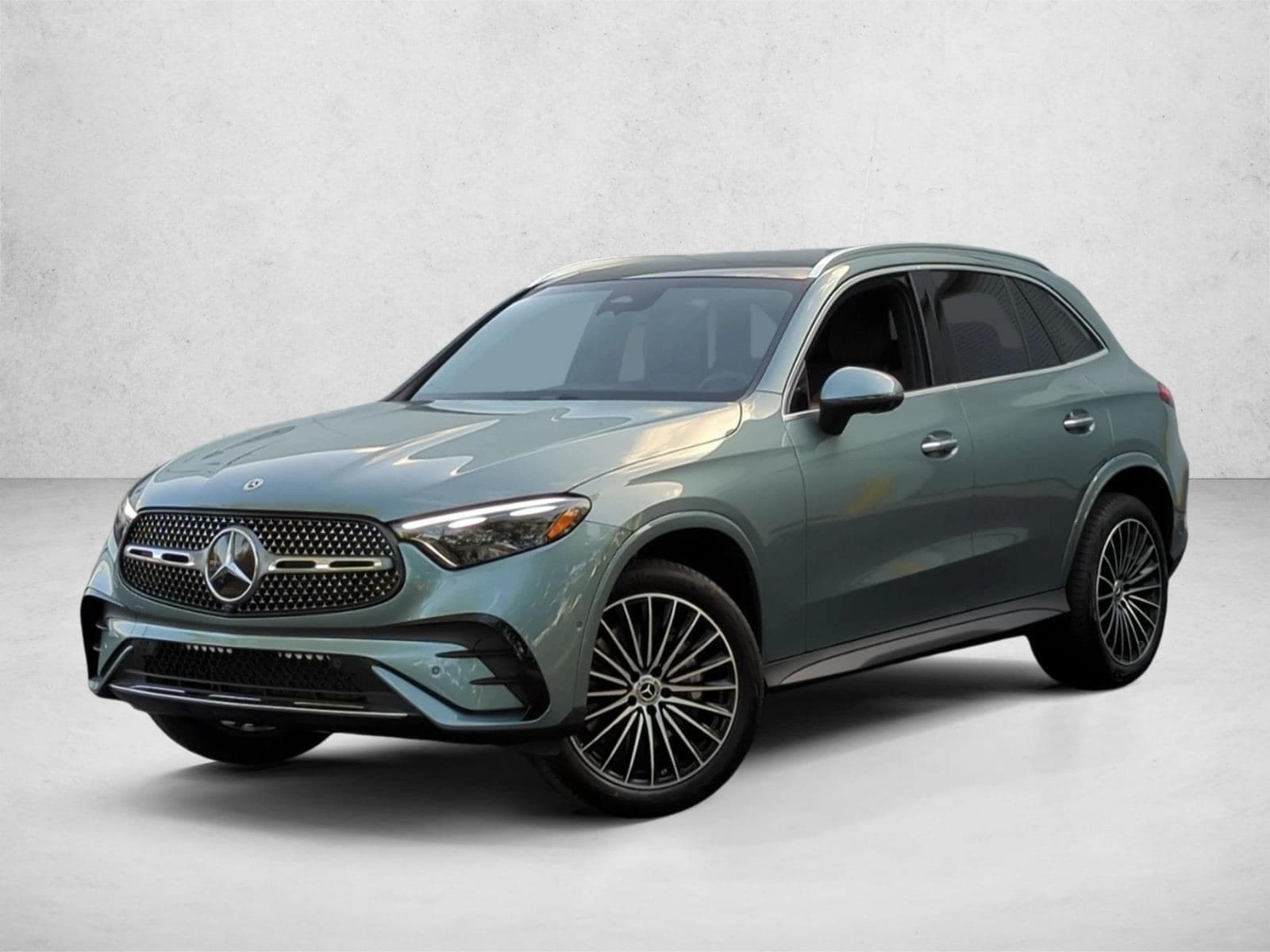 2026 Mercedes-Benz GLC Base — photo 1 of 17