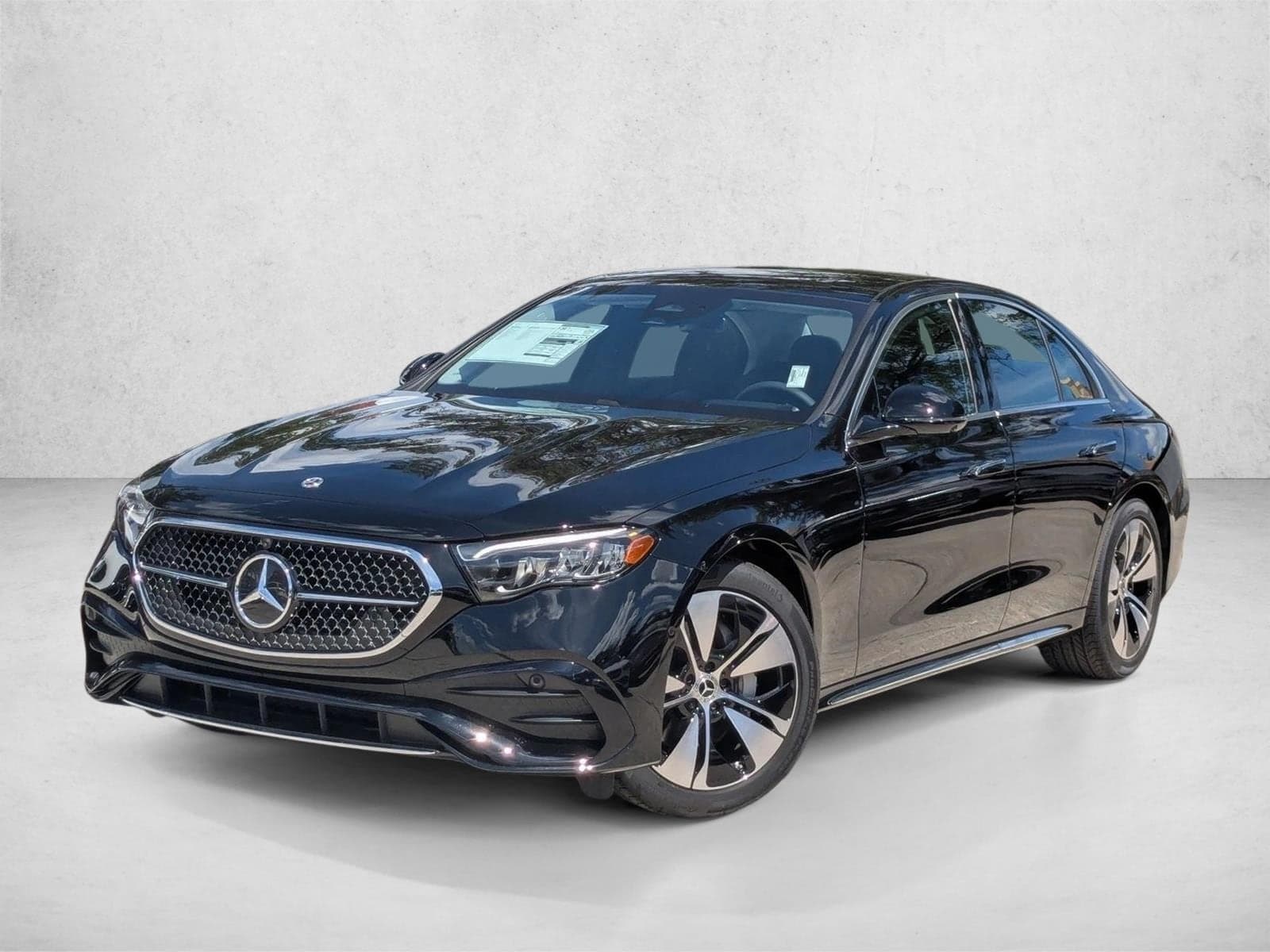 2026 Mercedes-Benz E-Class Base — photo 1 of 17