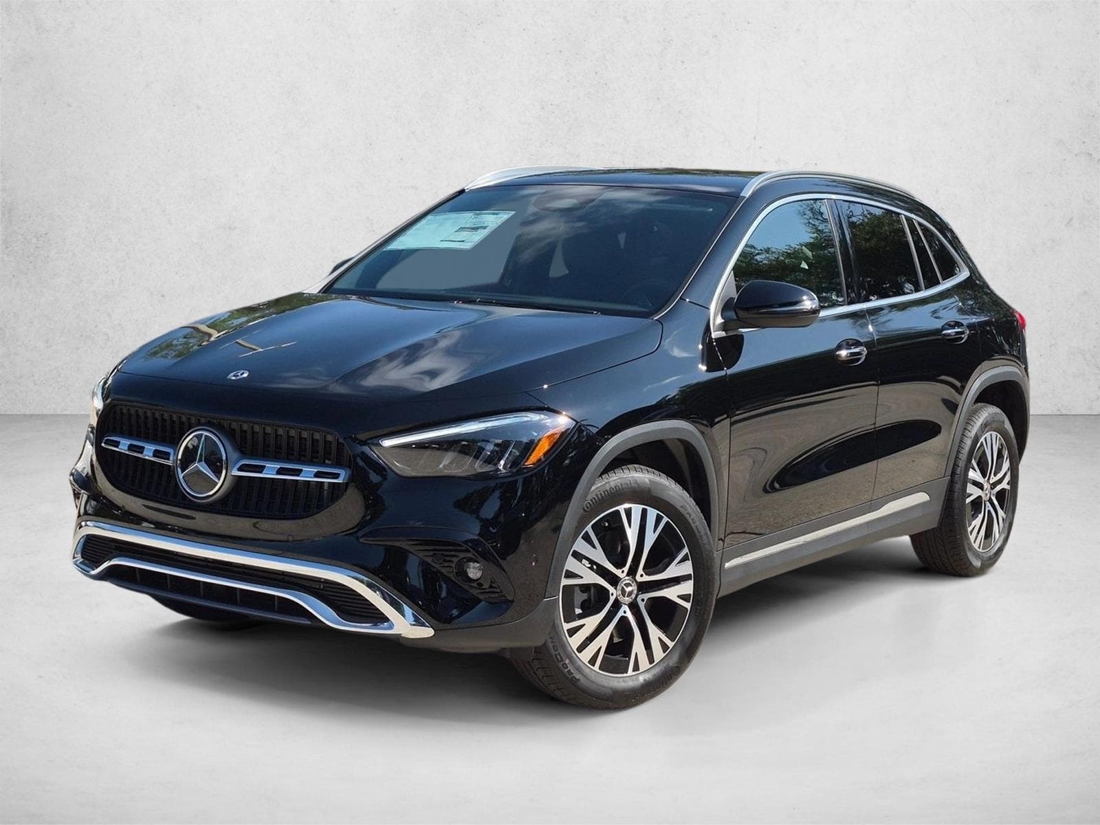 2026 Mercedes-Benz GLA Base — photo 1 of 16