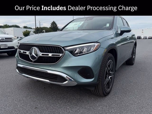 2027 Mercedes-Benz GLC Base — photo 1 of 9