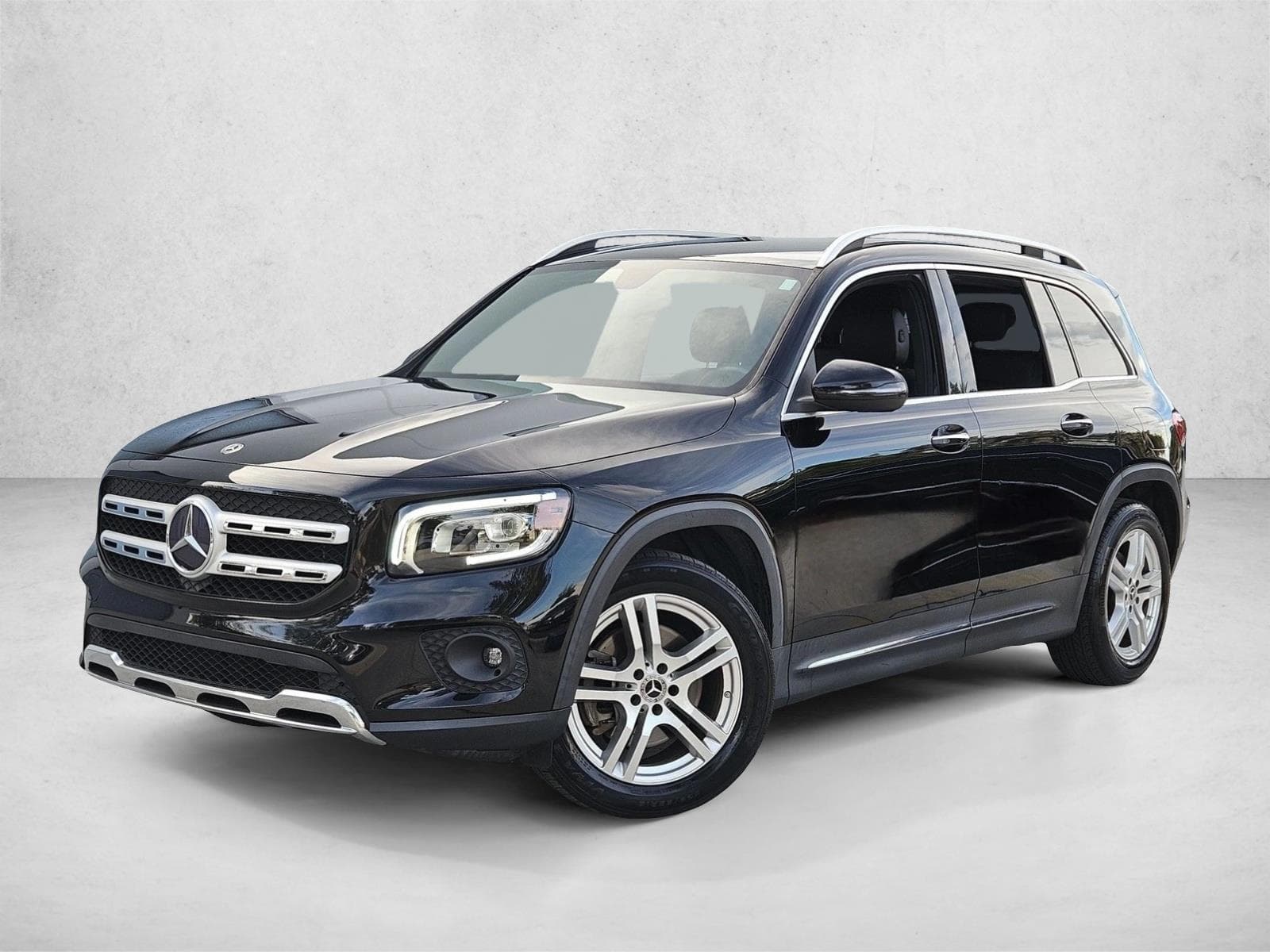 2020 Mercedes-Benz GLB Base — photo 1 of 22