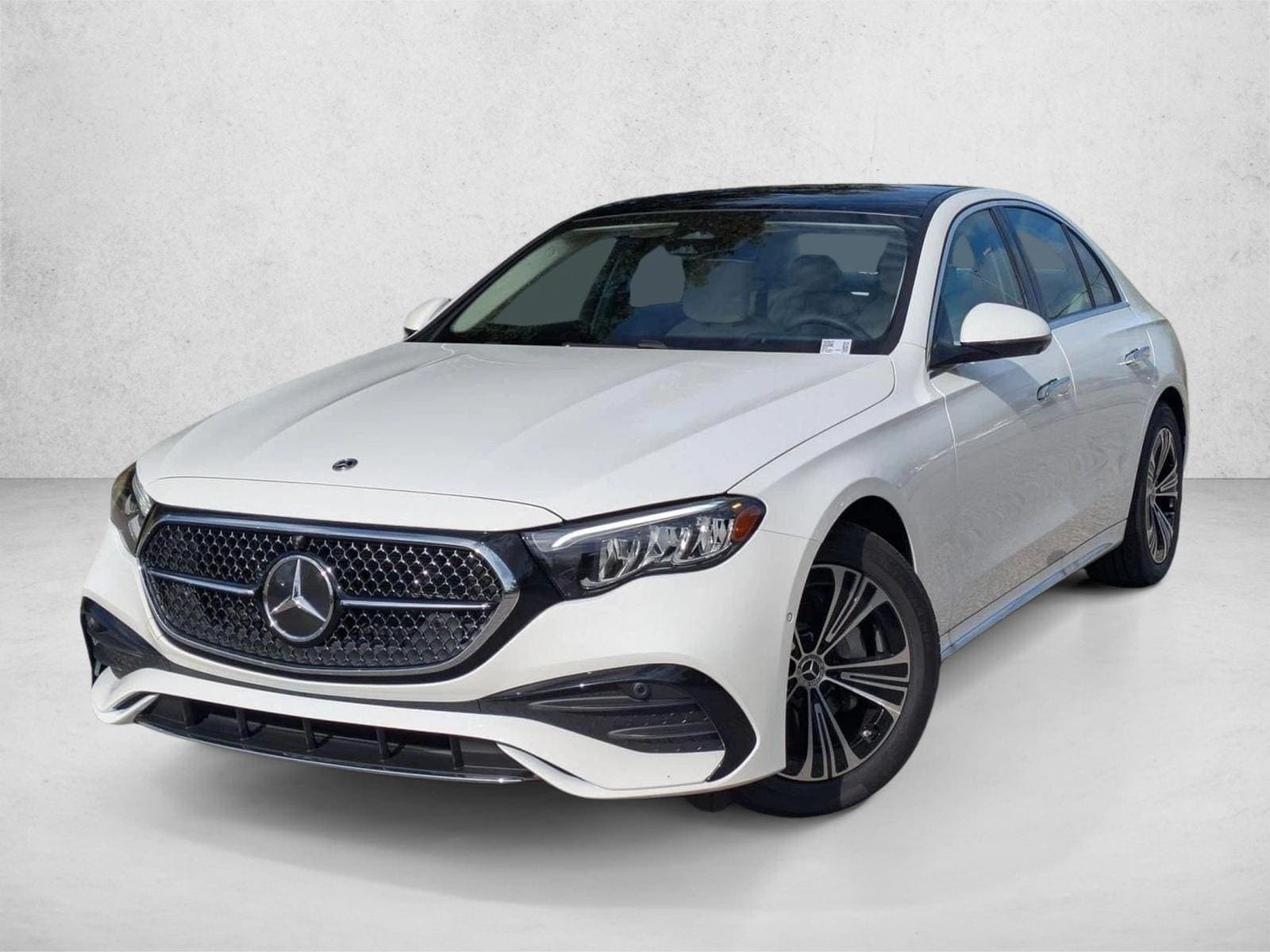 2026 Mercedes-Benz E-Class Base — photo 1 of 18