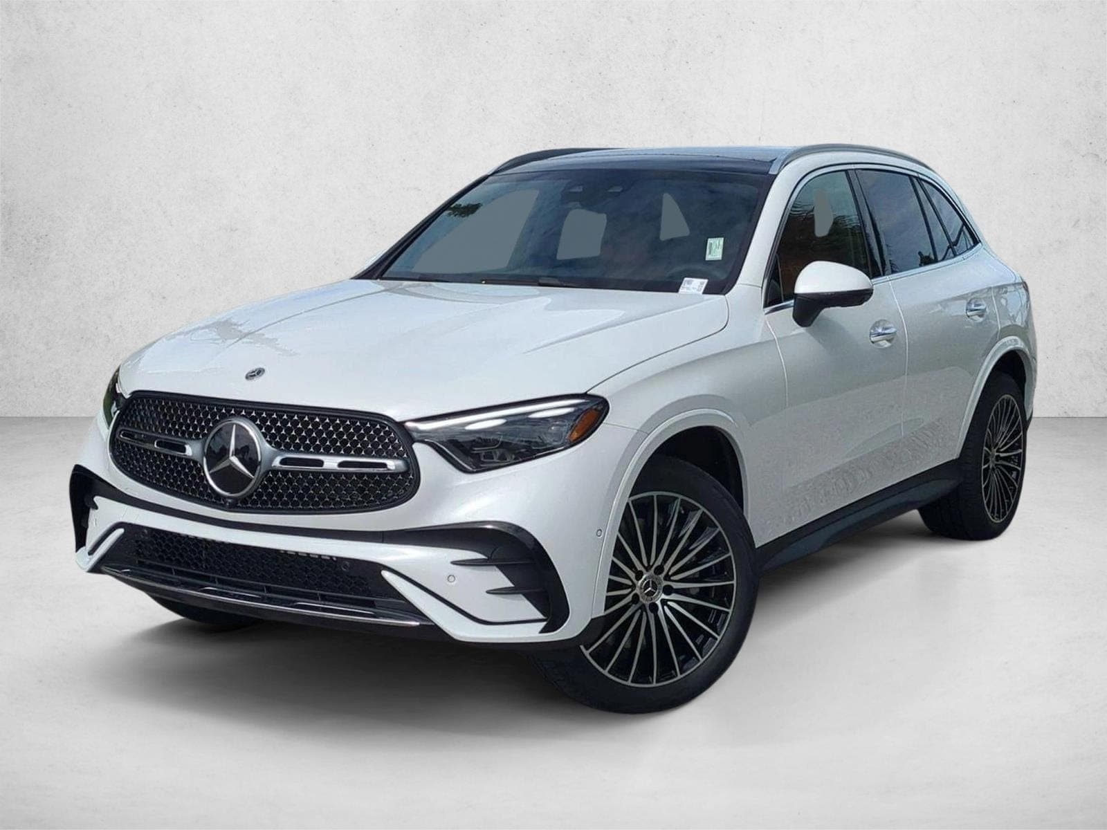 2027 Mercedes-Benz GLC Base — photo 1 of 18
