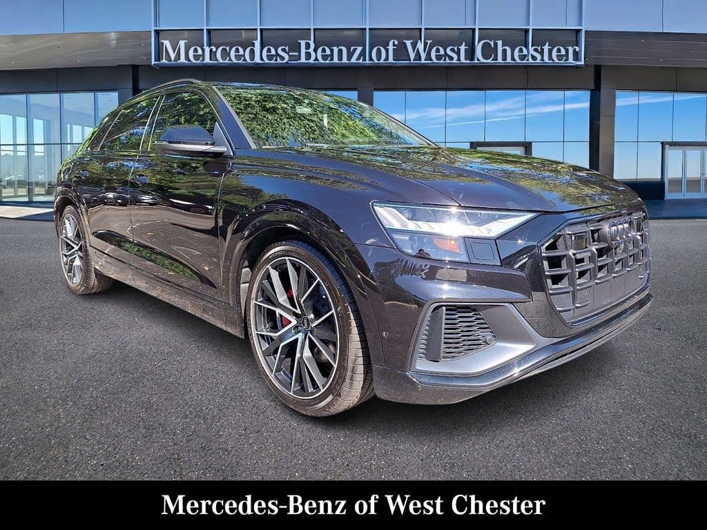 2021 Audi Q8 Prestige — photo 1 of 30