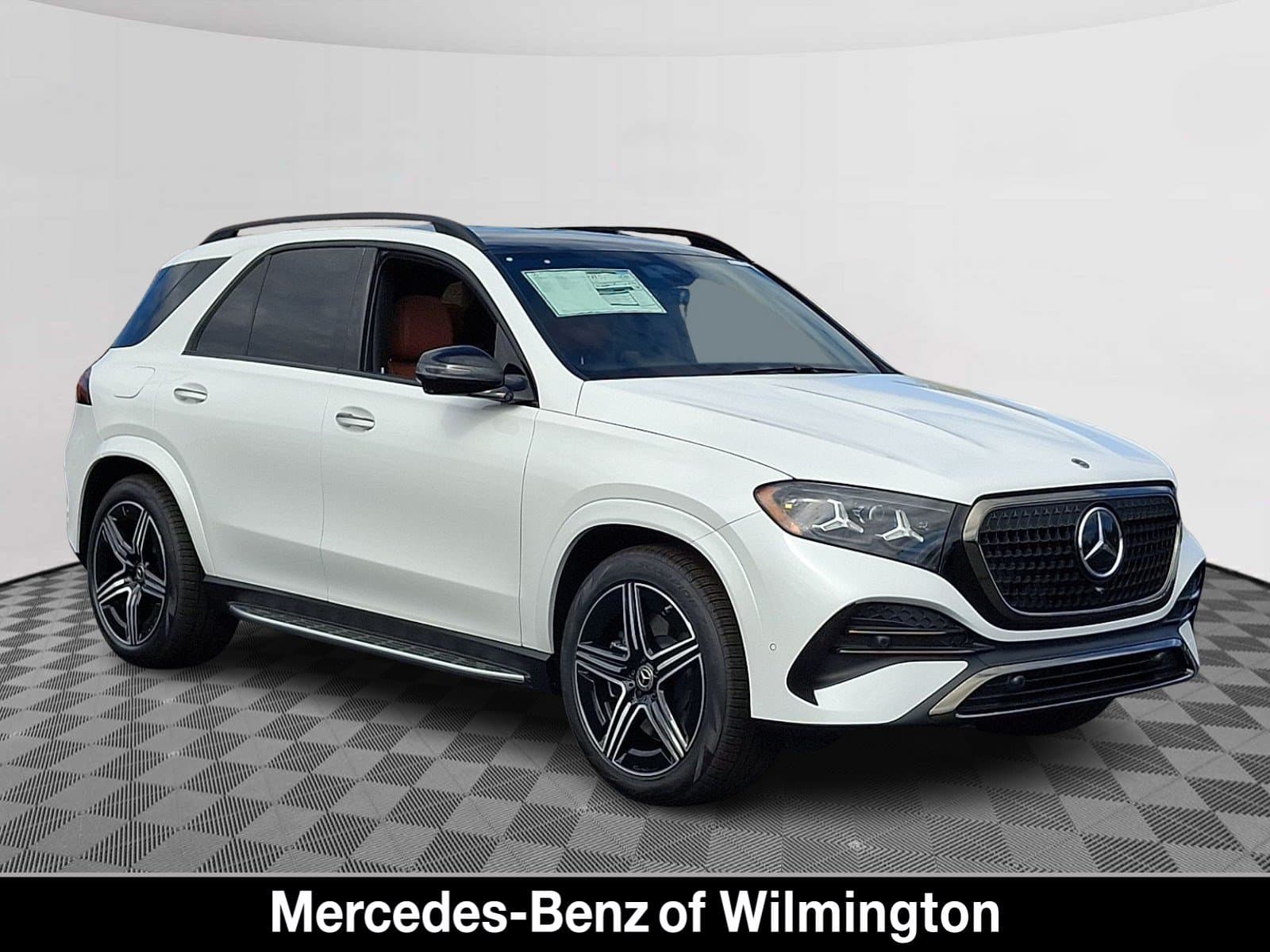 2027 Mercedes-Benz GLE Base — photo 1 of 21